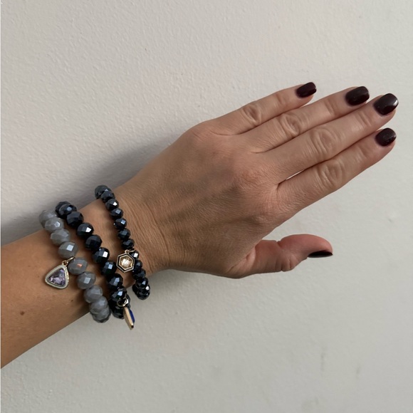 Stacking bracelets - Picture 2 of 3